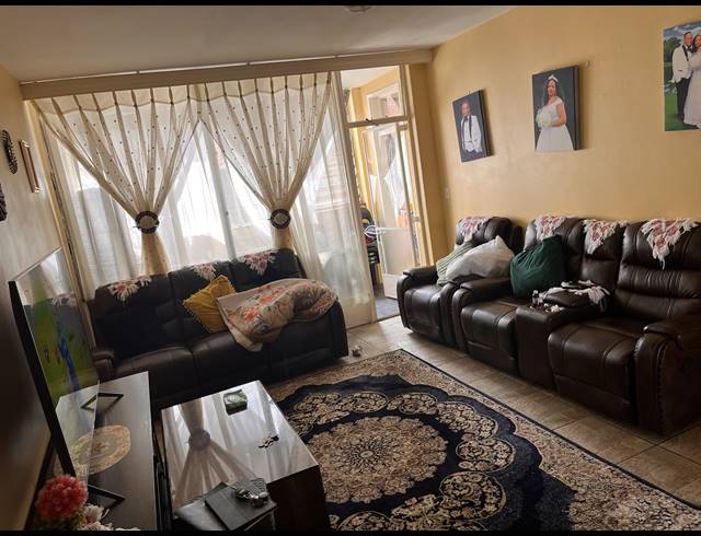 2 BEDROOM APARTMENT FOR SALE IN FLORIDA